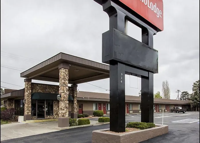Econo Motel